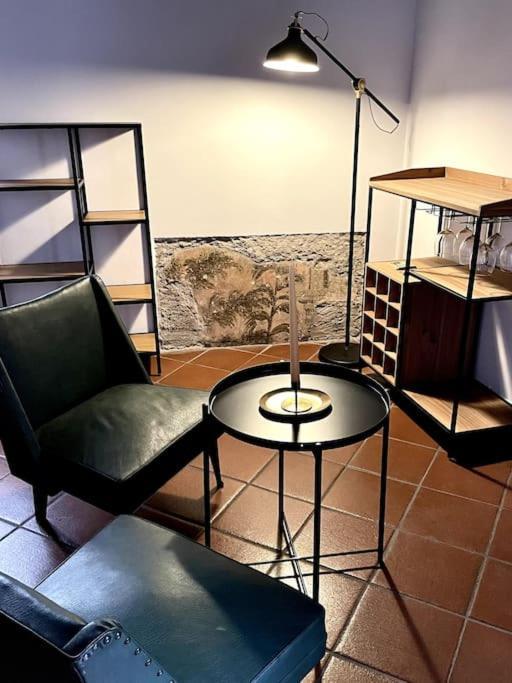 Wonderful Central Apartment! Mantova Bagian luar foto